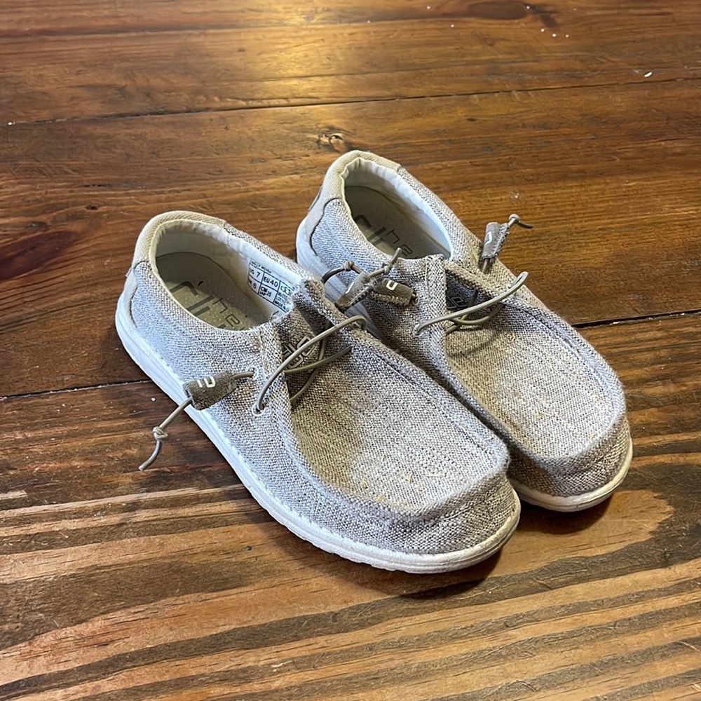 Mens Hey Dude’s Wally Loafers Size 7